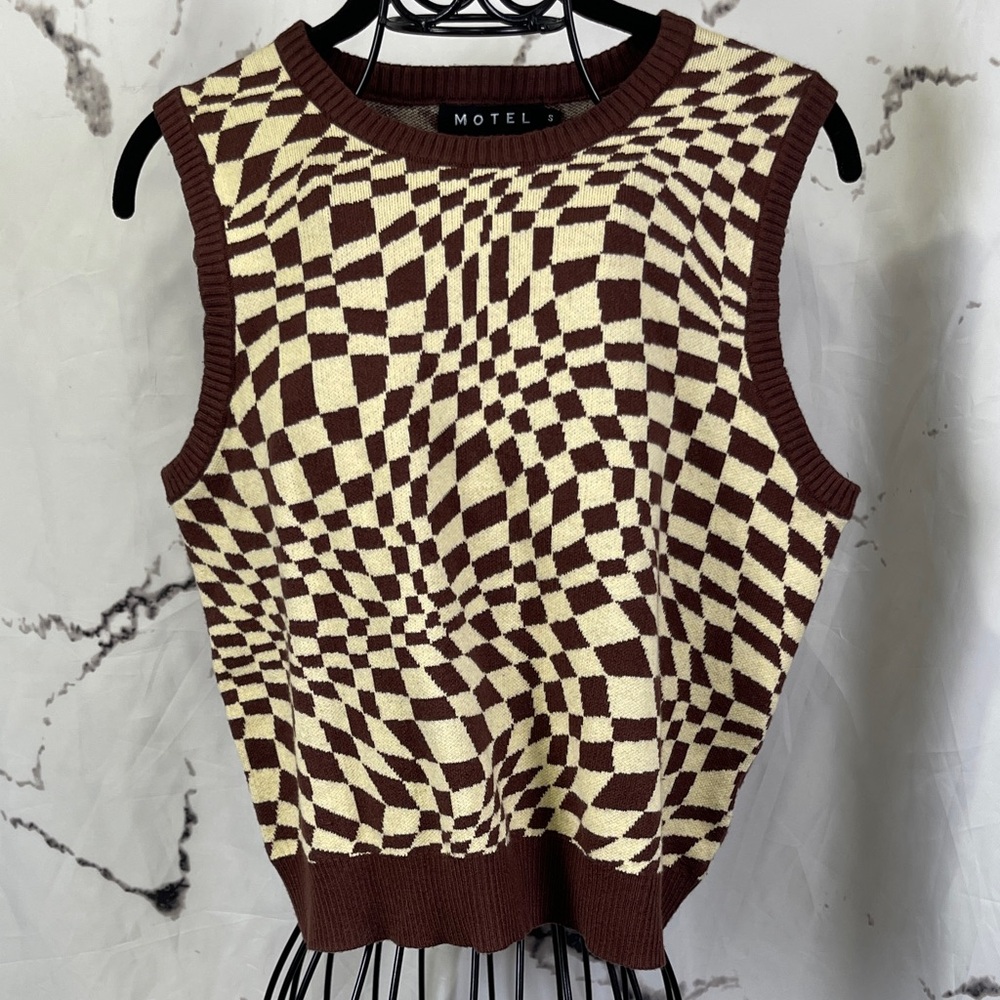 Motel Rocks Gaira Knit Vest Sweater Brown Cream Square Flag Crewneck Sleeveless